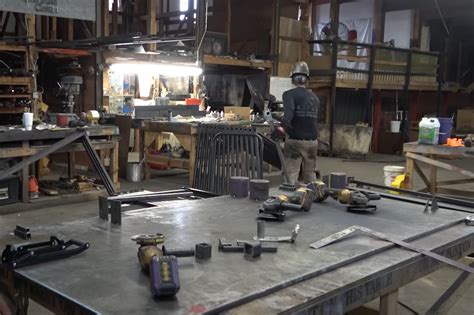 metal fabrication experience|how much do fabricators make.